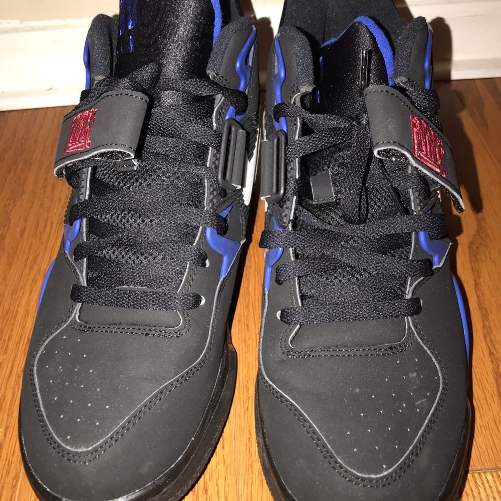 Nike Air Force 180
